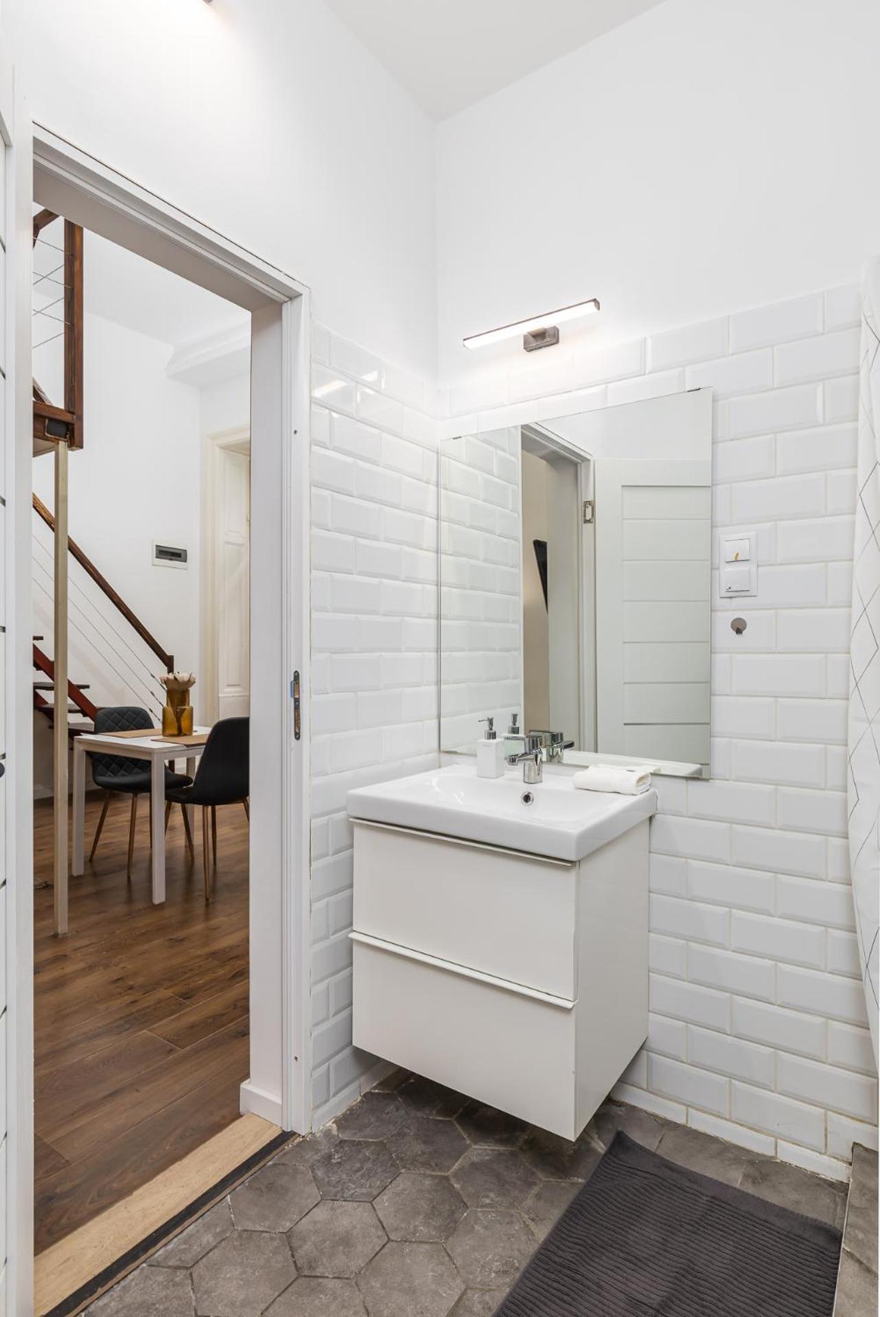 Venus - Keleti I Apartment *